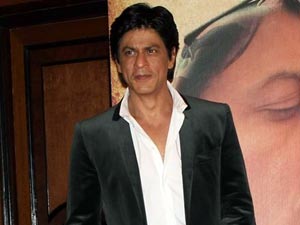 Shahrukh Khan wins two awards for Jab Tak Hai Jaan